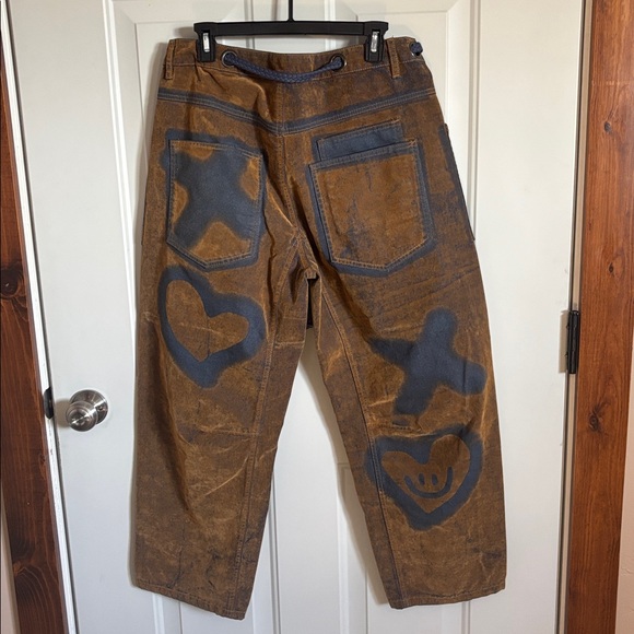 Women’s Barrel Swede looking Brown Pants with Black Graffiti Hearts & Xs - Picture 5 of 5